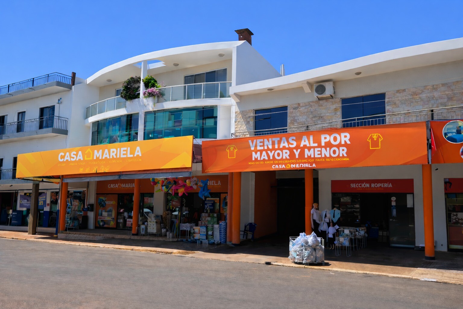 Casa Mariela SRL - Frente a la Feria Municipal (La Placita)