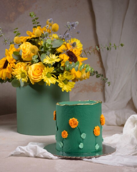 Box Mediana + Mini Cake - AMARILLA Box Mediana + Mini Cake - AMARILLA