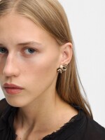 Pendientes De Flores Con Perla dorado