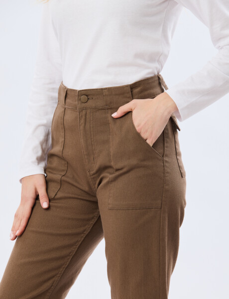 PANTALÓN DE GABARDINA Marron