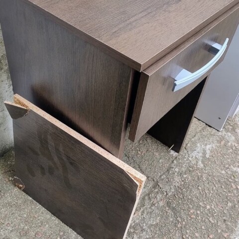 [OUTLET] Respaldo de Sommier C / 2 Mesas de Luz - Tabaco - MDP - FE [MUEBLE ARMADO SOLO RETIRO] [OUTLET] Respaldo de Sommier C / 2 Mesas de Luz - Tabaco - MDP - FE [MUEBLE ARMADO SOLO RETIRO]