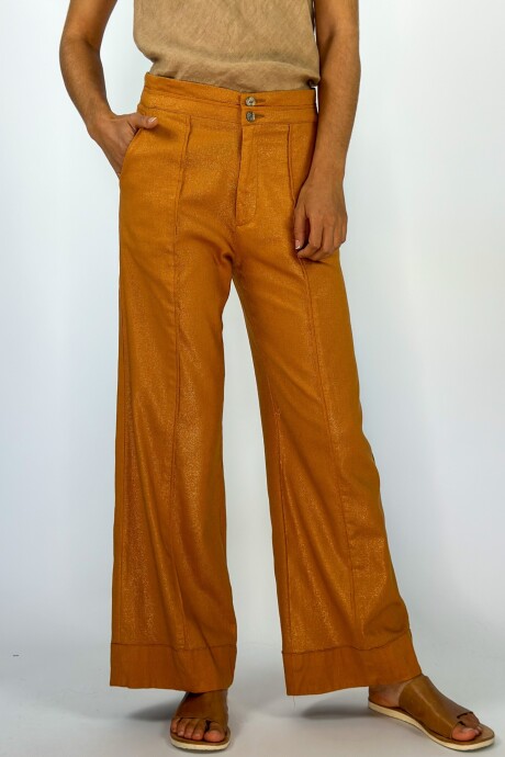 PANTALON METALIZADO CARMELO Camel