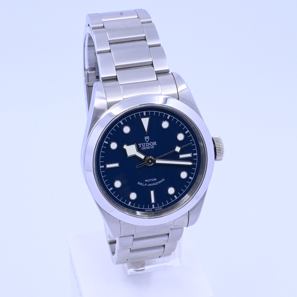 Tudor black bay 79540 caja 41 mm año 2023 con papeles. Excelente condición. Tudor black bay 79540 caja 41 mm año 2023 con papeles. Excelente condición.