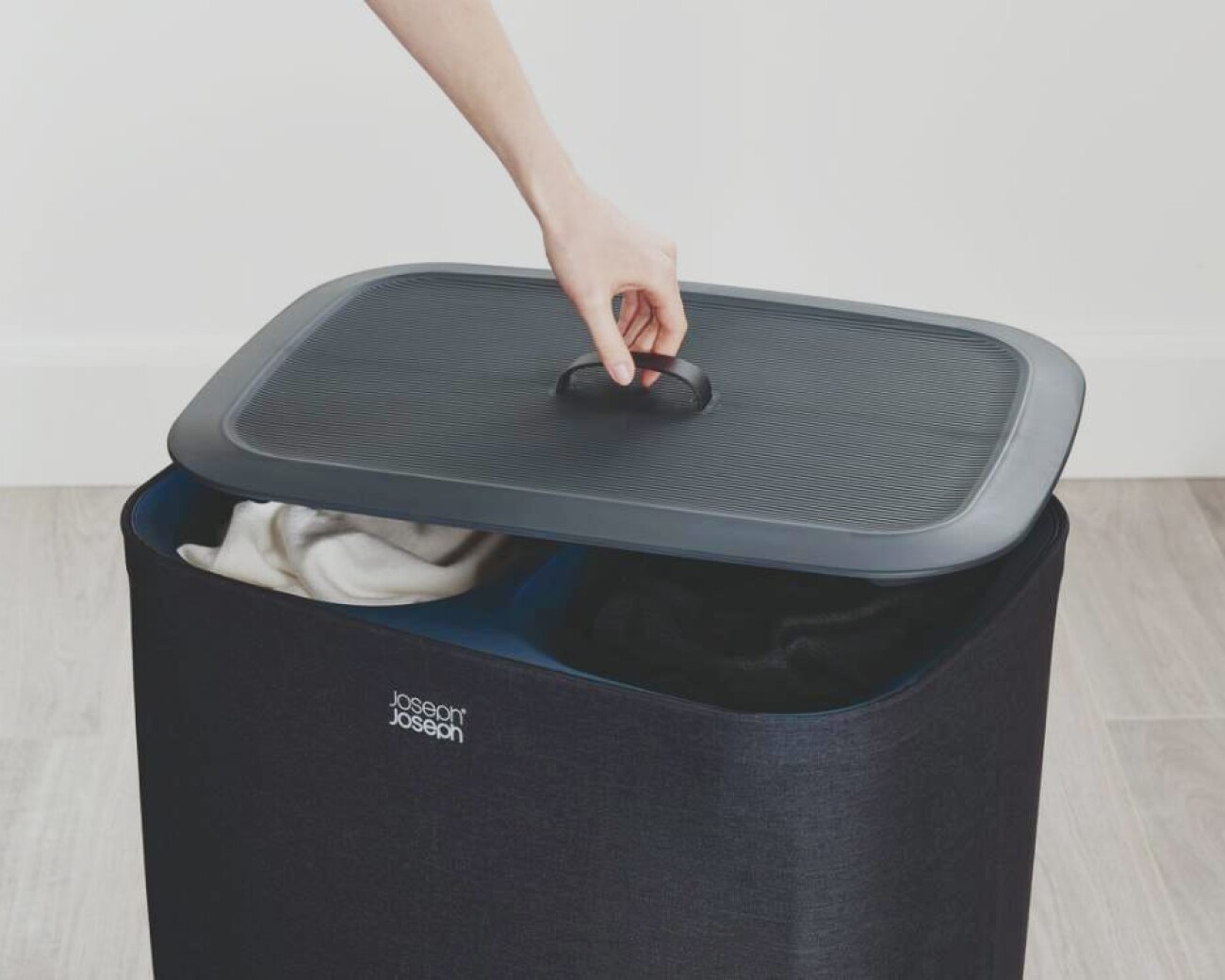 Cesta de lavandería con doble compartimento 90L Tota Negra