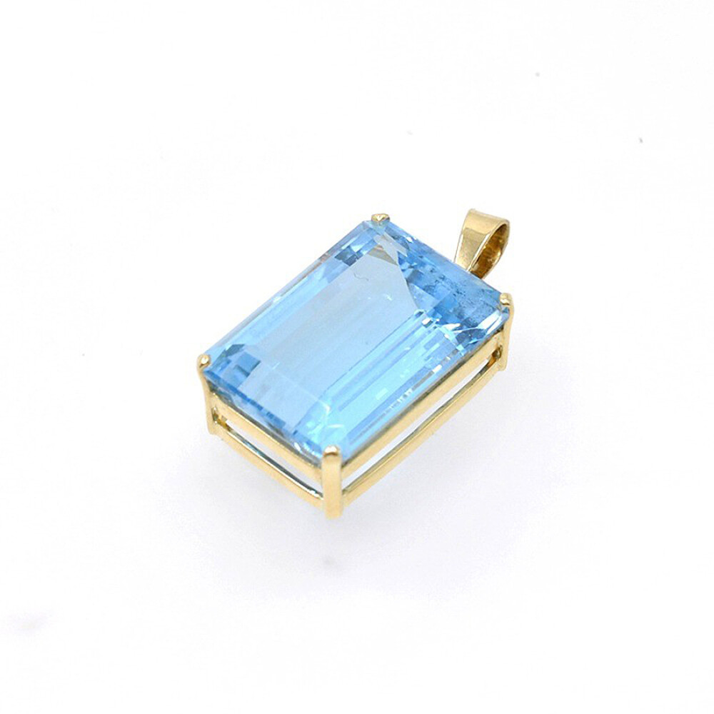 Colgante En Oro 18K Con Topacio Colgante En Oro 18K Con Topacio