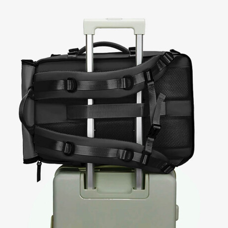 Mochila Bolso Viaje Carry On Impermeable N 1 Laptop Negro