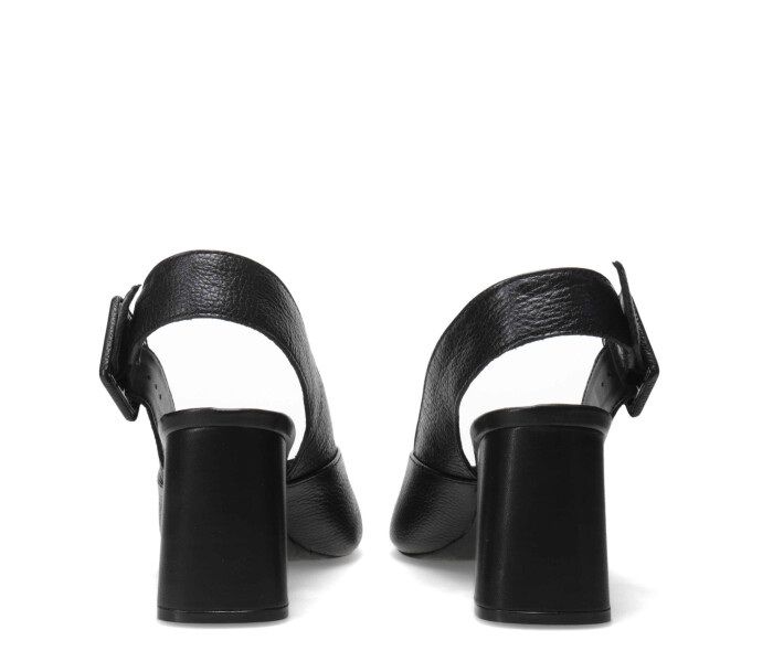 Sandalia con pulsera Preto