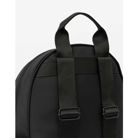 Mochila En Material Reciclado Negro