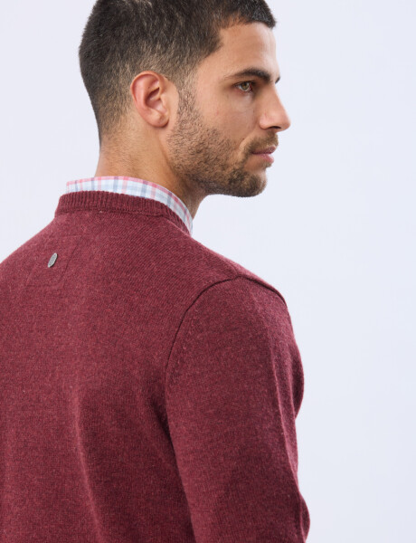 BUZO DE LANA Bordo oscuro