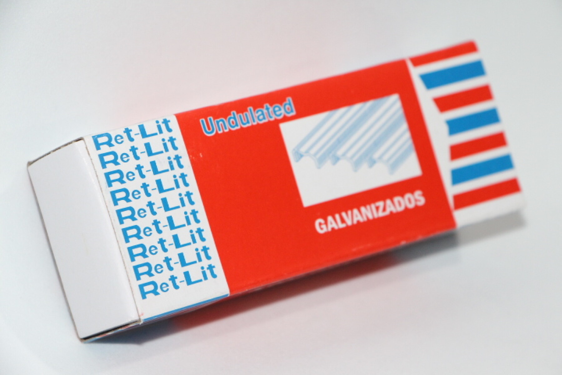 BROCHE ONDULADO GALVANIZADO X 5000 UNIDADES 