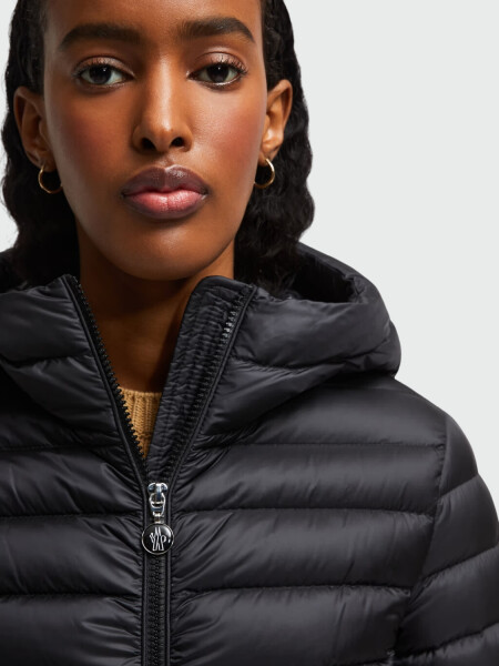 Moncler - Plumífero Corto con Capucha IGE Negro