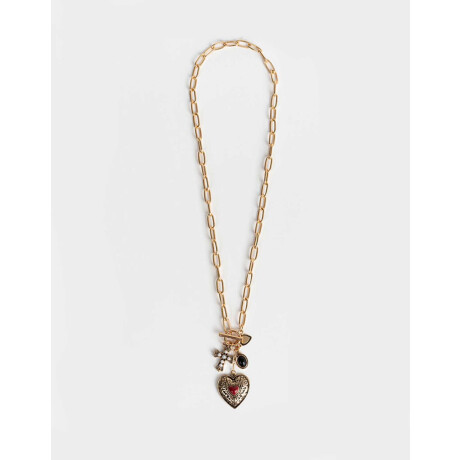 Collares Cortos Con corazón Dorado