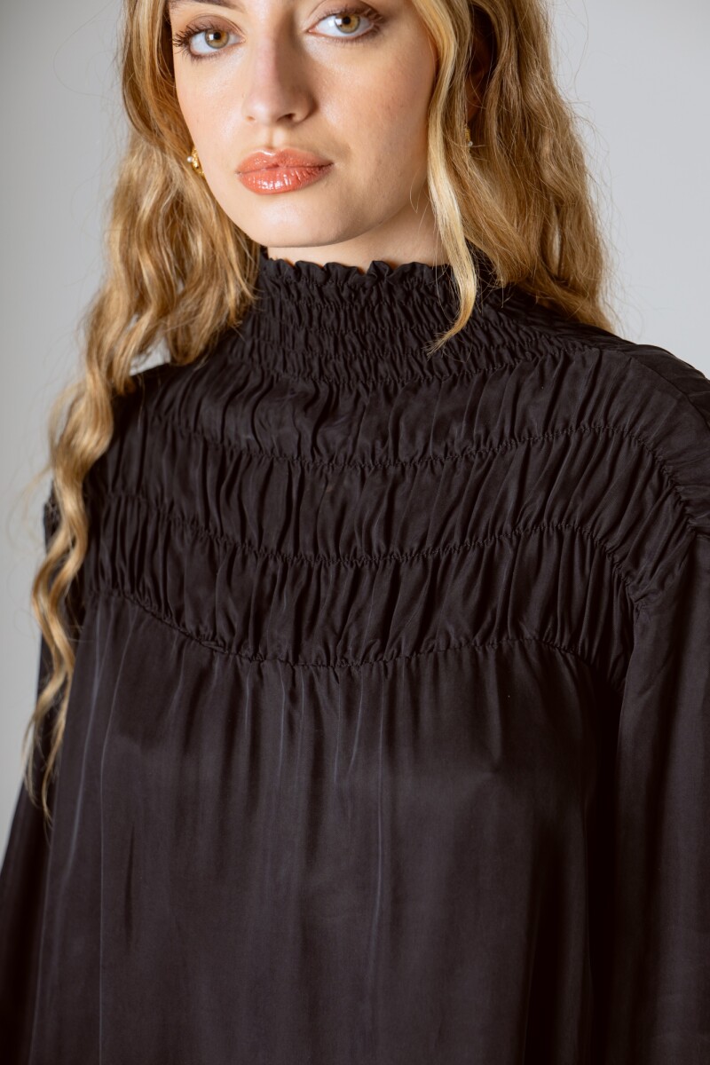 Runa Black