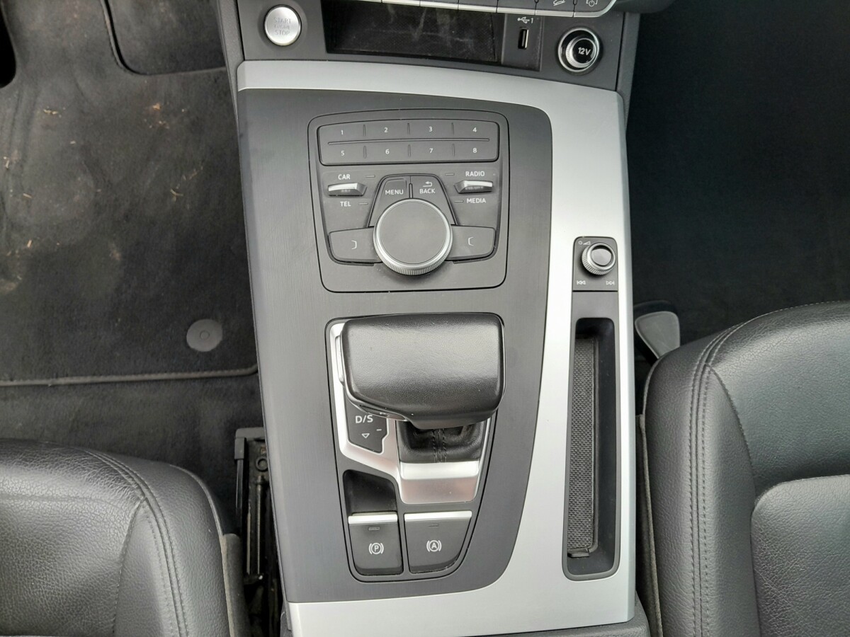 Audi Q5 2.0 Premium TFSI Quattro AT | Permuta / Financia Audi Q5 2.0 Premium TFSI Quattro AT | Permuta / Financia