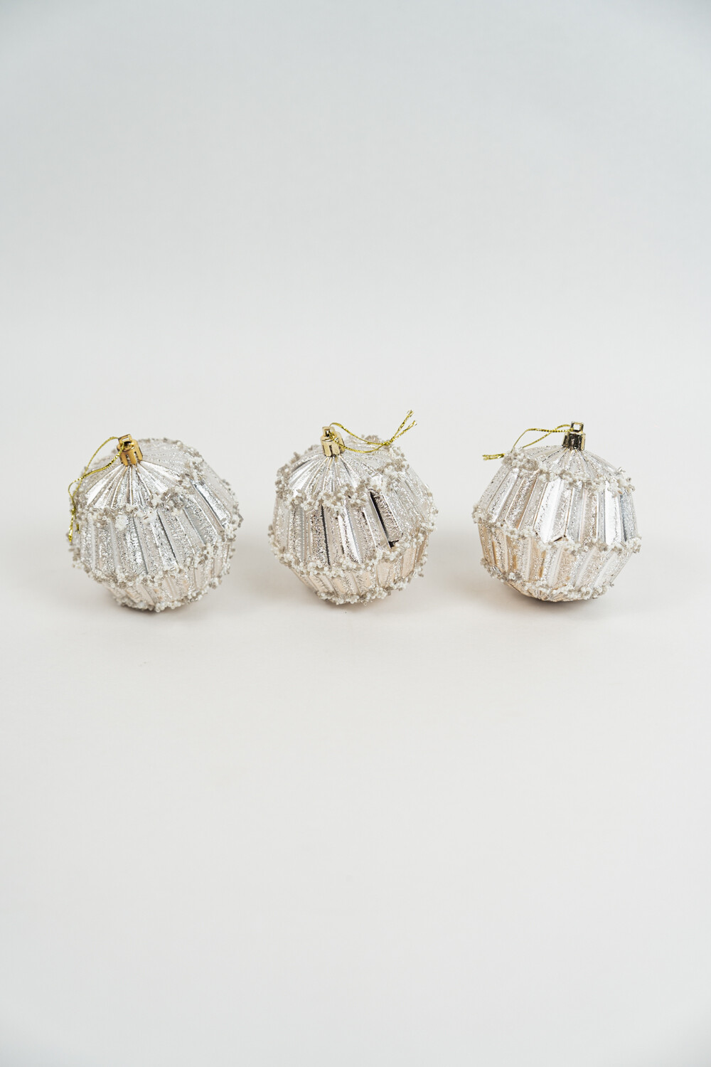 Colgante Esferas Acanaladas, 3un. Color Unico