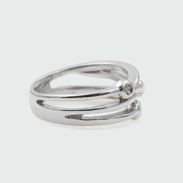 Anillo Angelonia de plata 925 con brillantes Anillo Angelonia de plata 925 con brillantes