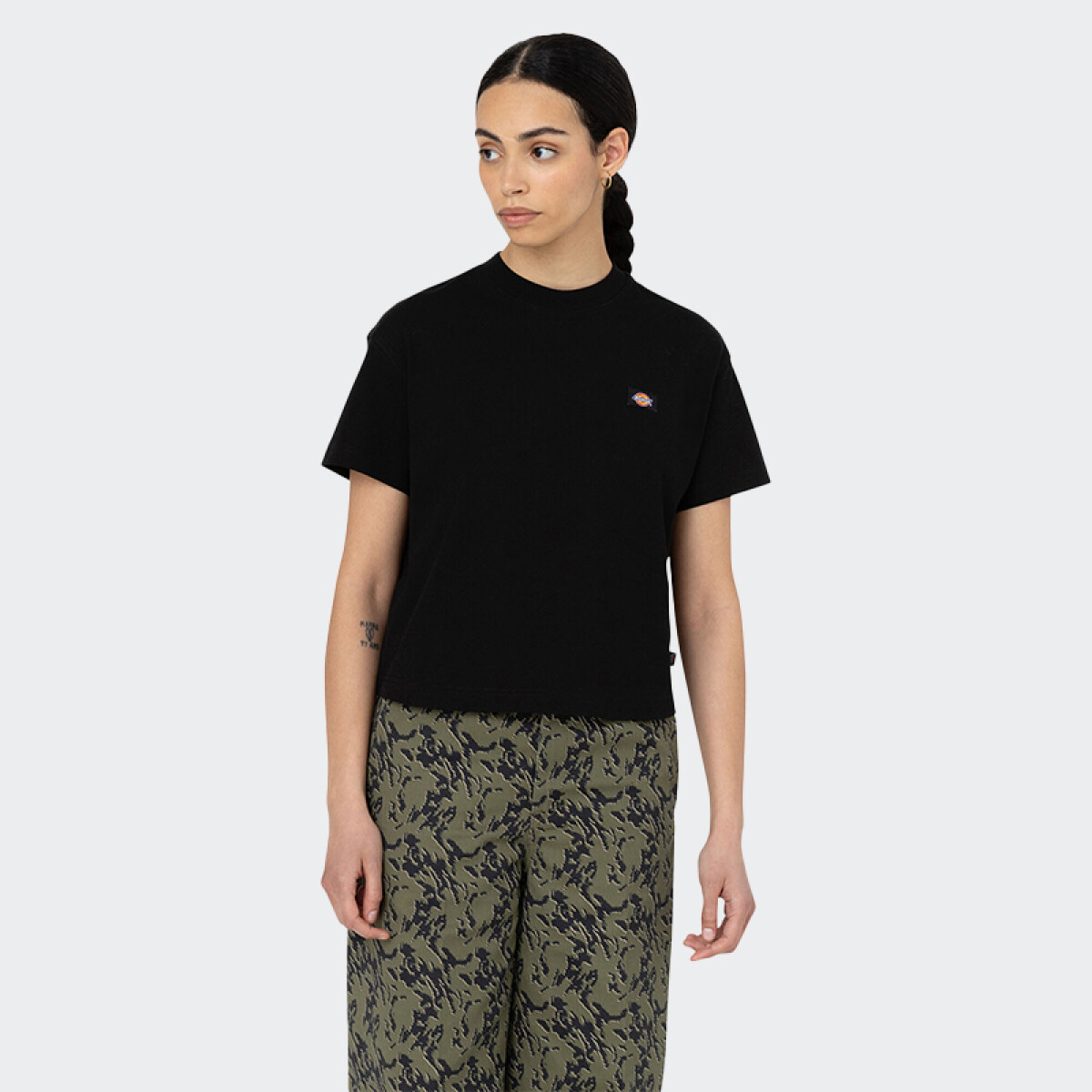 Remera Dickies Oakport Cropped - Negro 