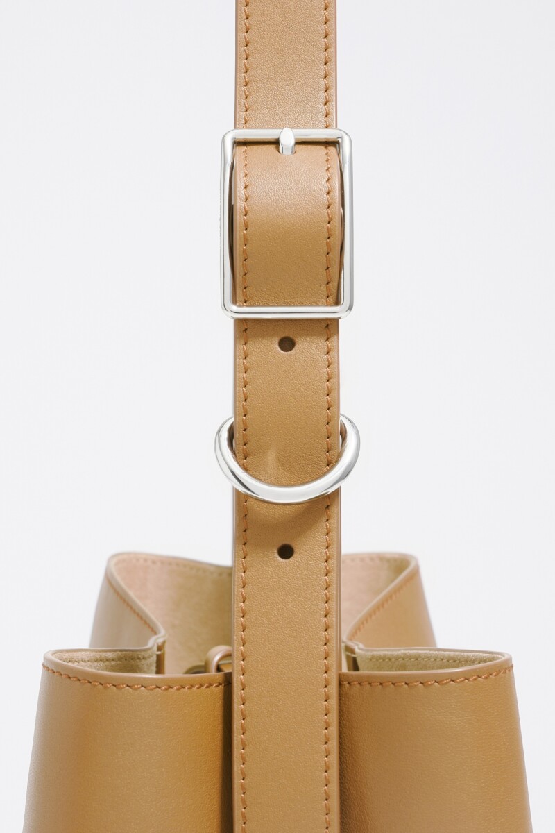 BOLSO CARLINO MEDIANO Beige