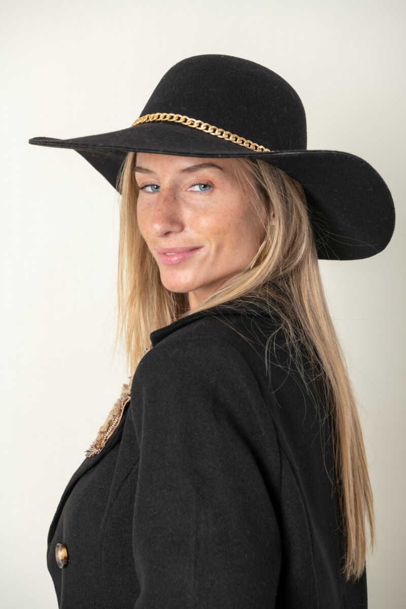 CAPELINA BLACK 