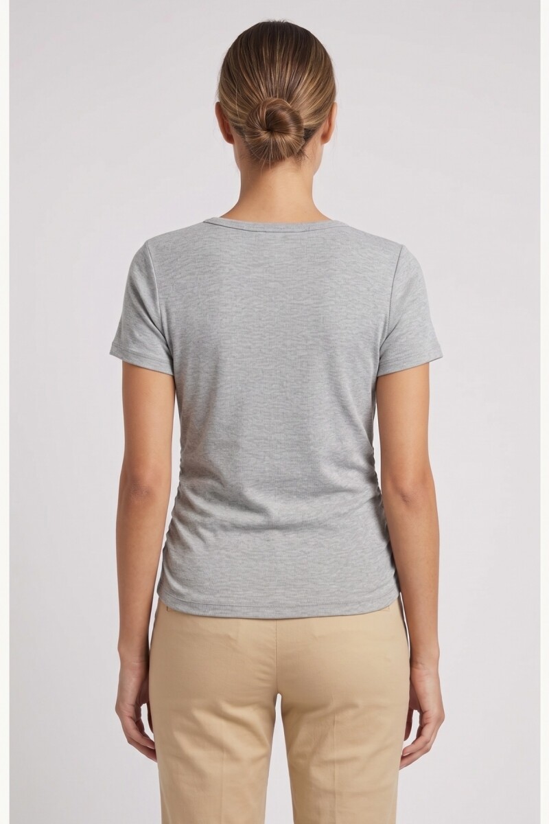 REMERA M/C BASICA FRUNCE GRIS