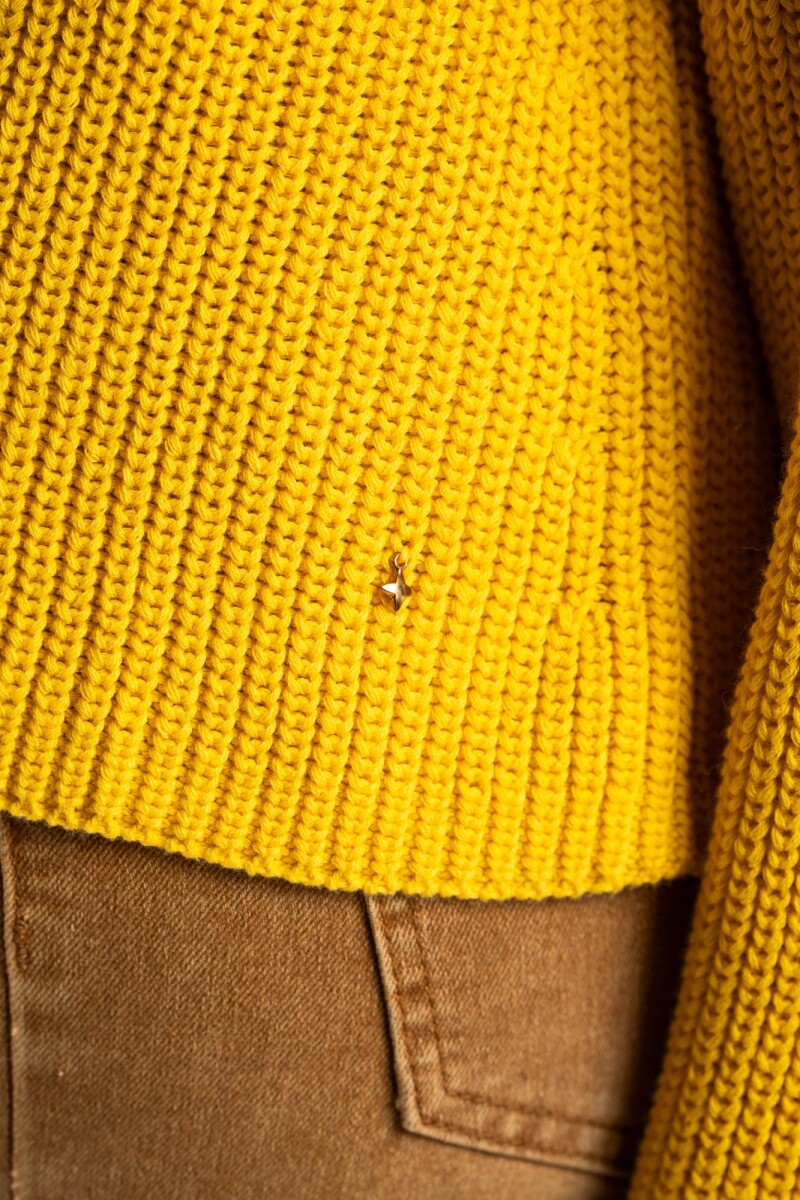 Sweater Algodon Con Bordado Amarillo