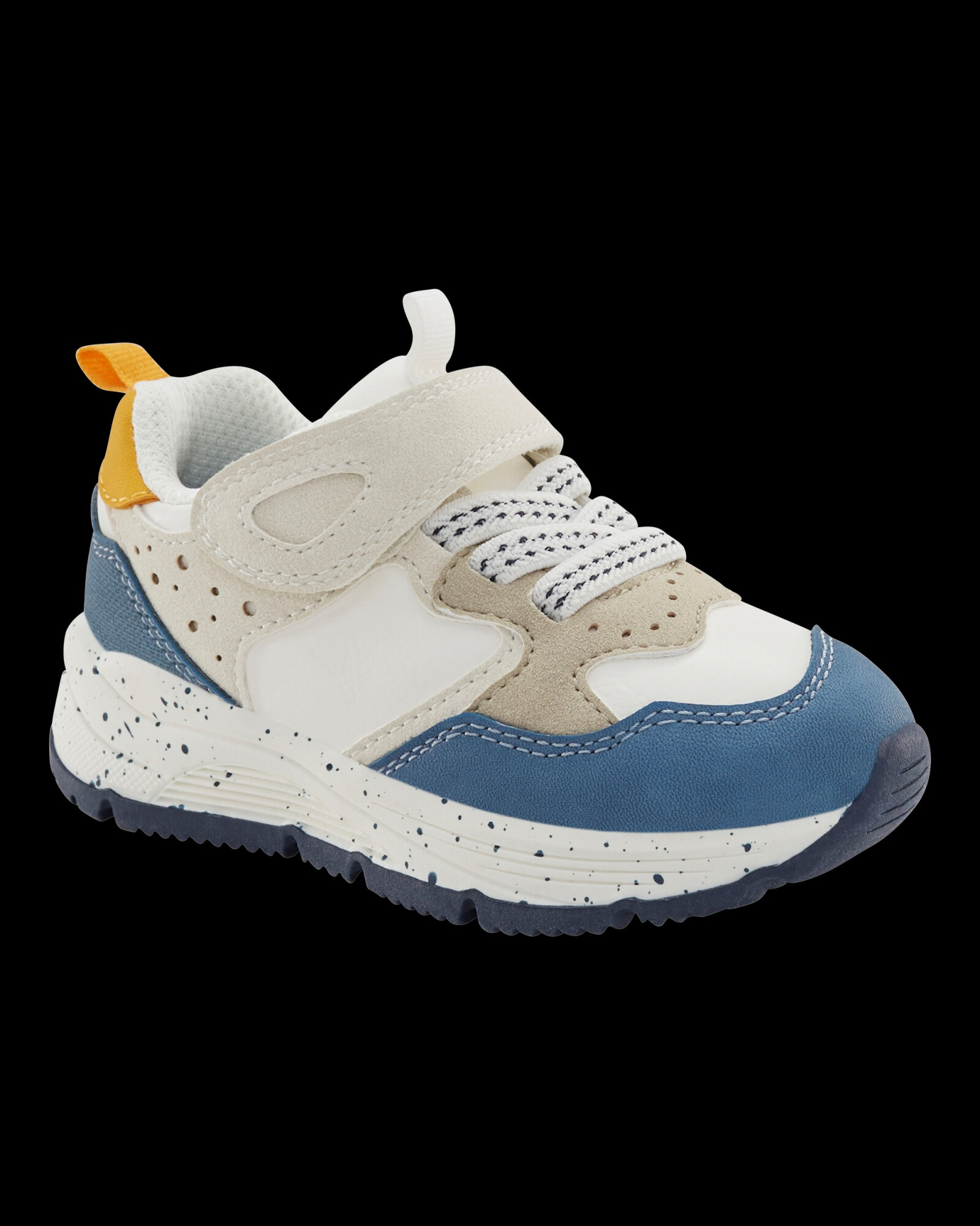 Championes casuales, diseño colorblock Championes casuales, diseño colorblock