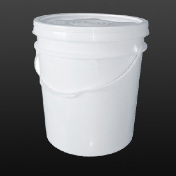 BALDE INDUSTRIAL BLANCO CON TAPA 20 LTS. BLANCO
