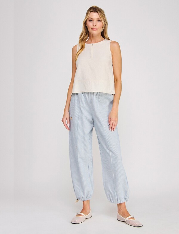 Blusa De Lino Sin Mangas Con Botones BEIGE CLARO