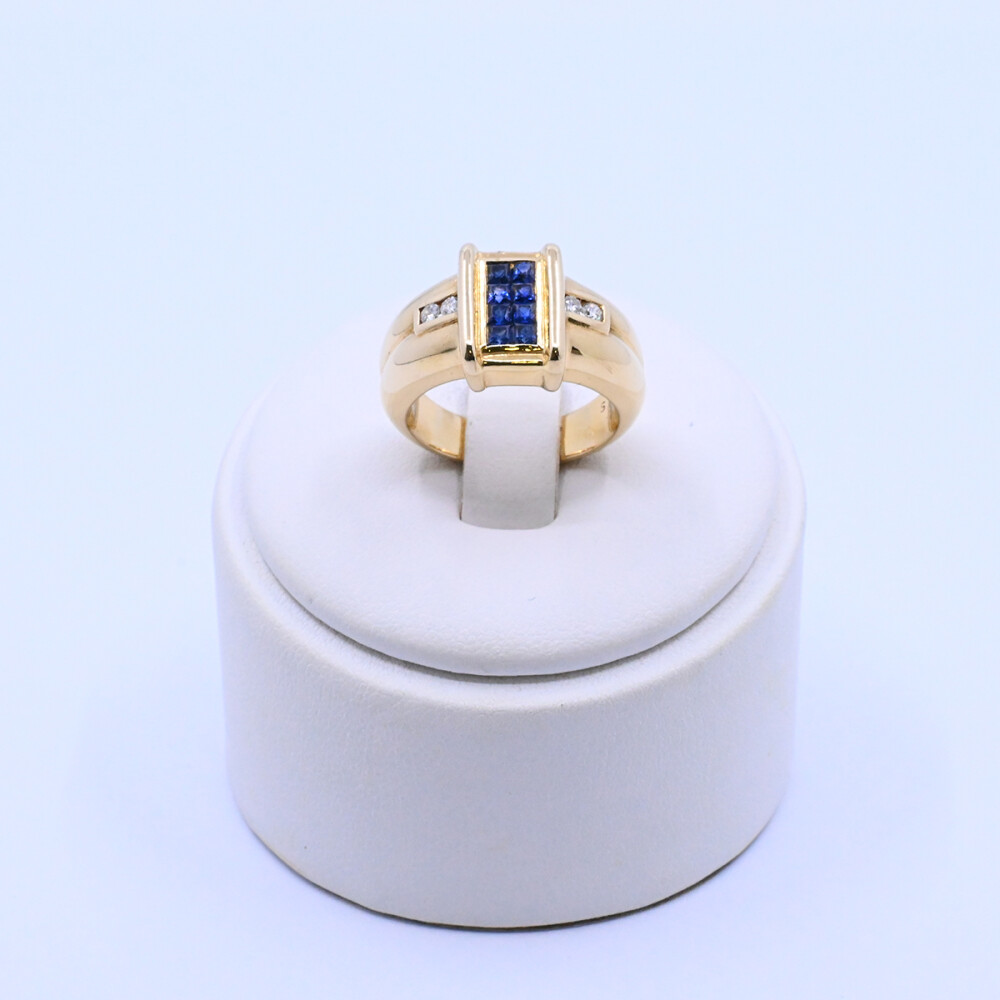 Anillo oro 18K con brillantes y zafiros Anillo oro 18K con brillantes y zafiros