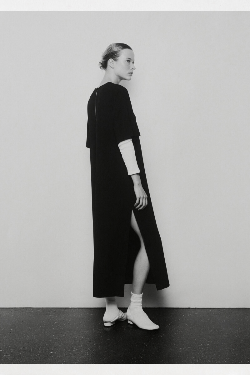 0055 COTTON DRESS CON MANGA CR Negro