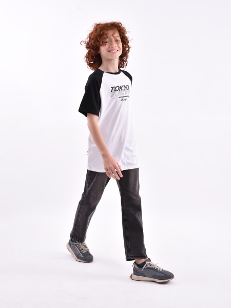 REMERA RANGLAN ESTAMPADO 3