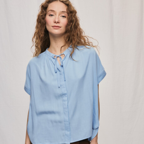 CAMISA FIPO Celeste
