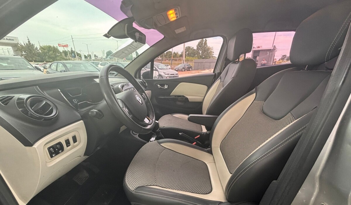 Renault Grand Captur Intense AT - 2018 Renault Grand Captur Intense AT - 2018