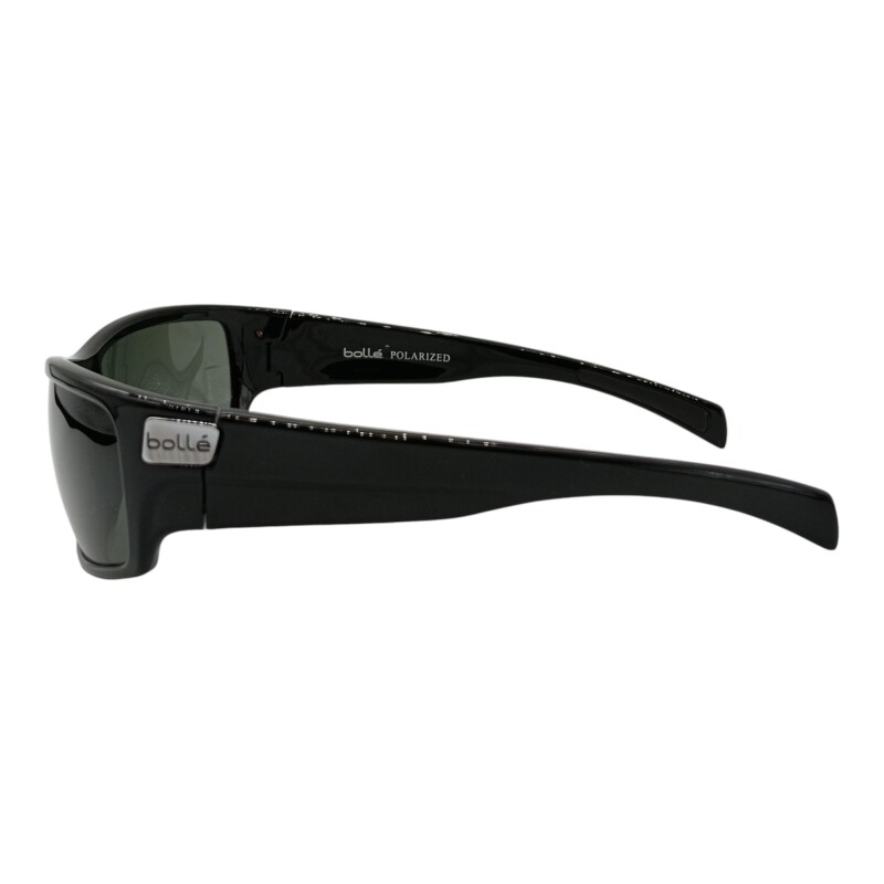 NE136220 negrouniforme