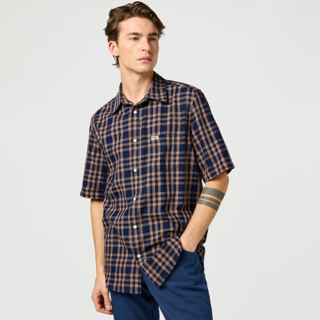 Camisa Wrangler de Hombre -SS 1 PKT- 112362734RAWUMBERINDIGO ELD