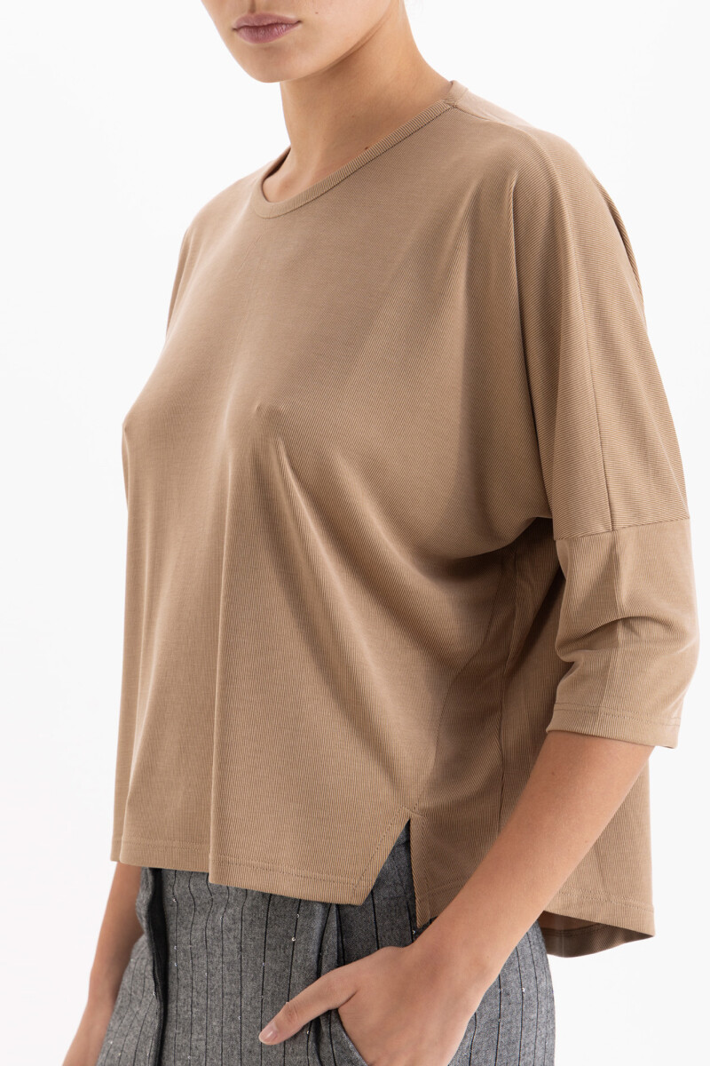 REMERA SORI Beige