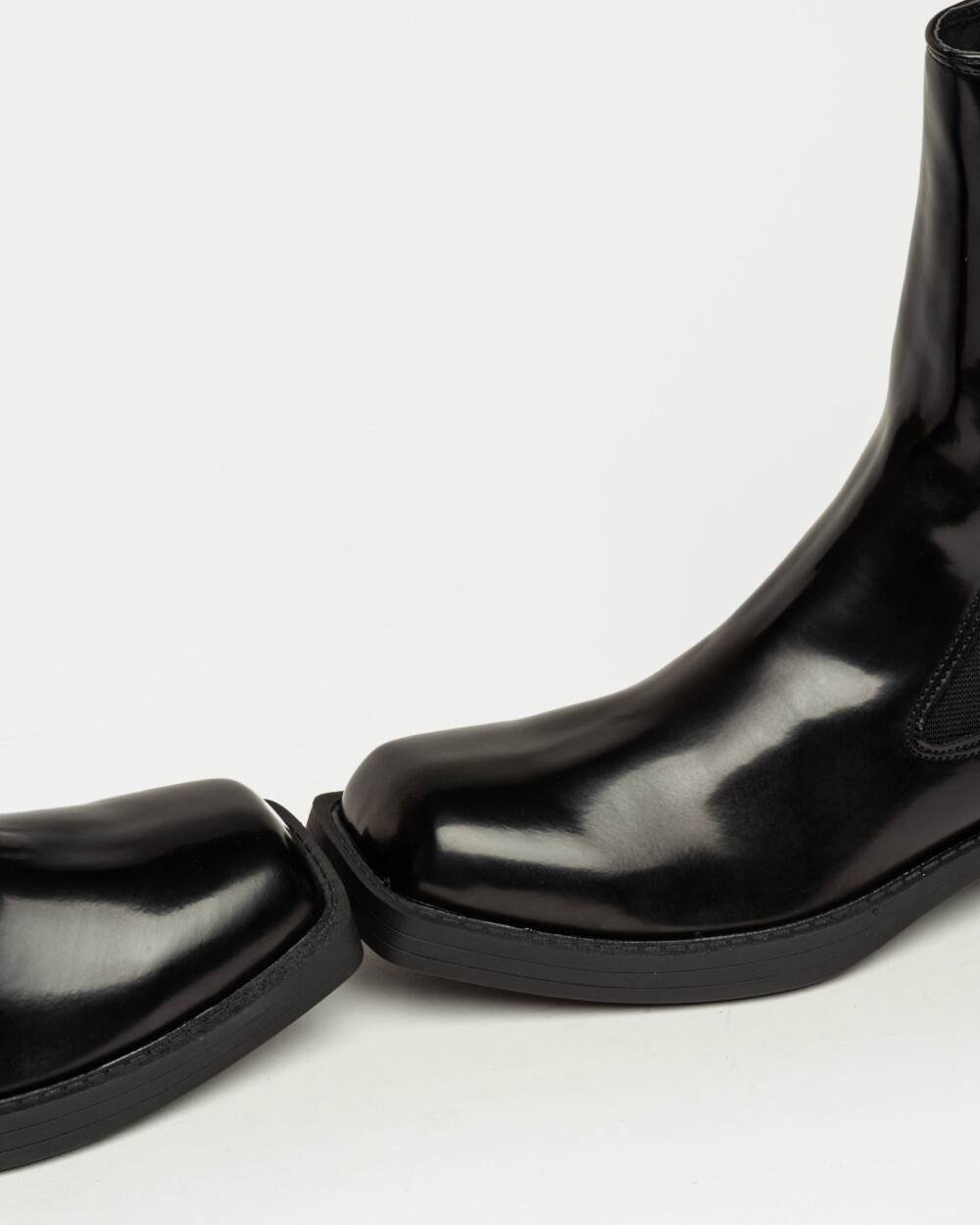 Bota caña media Demna en efecto cuero box Negro