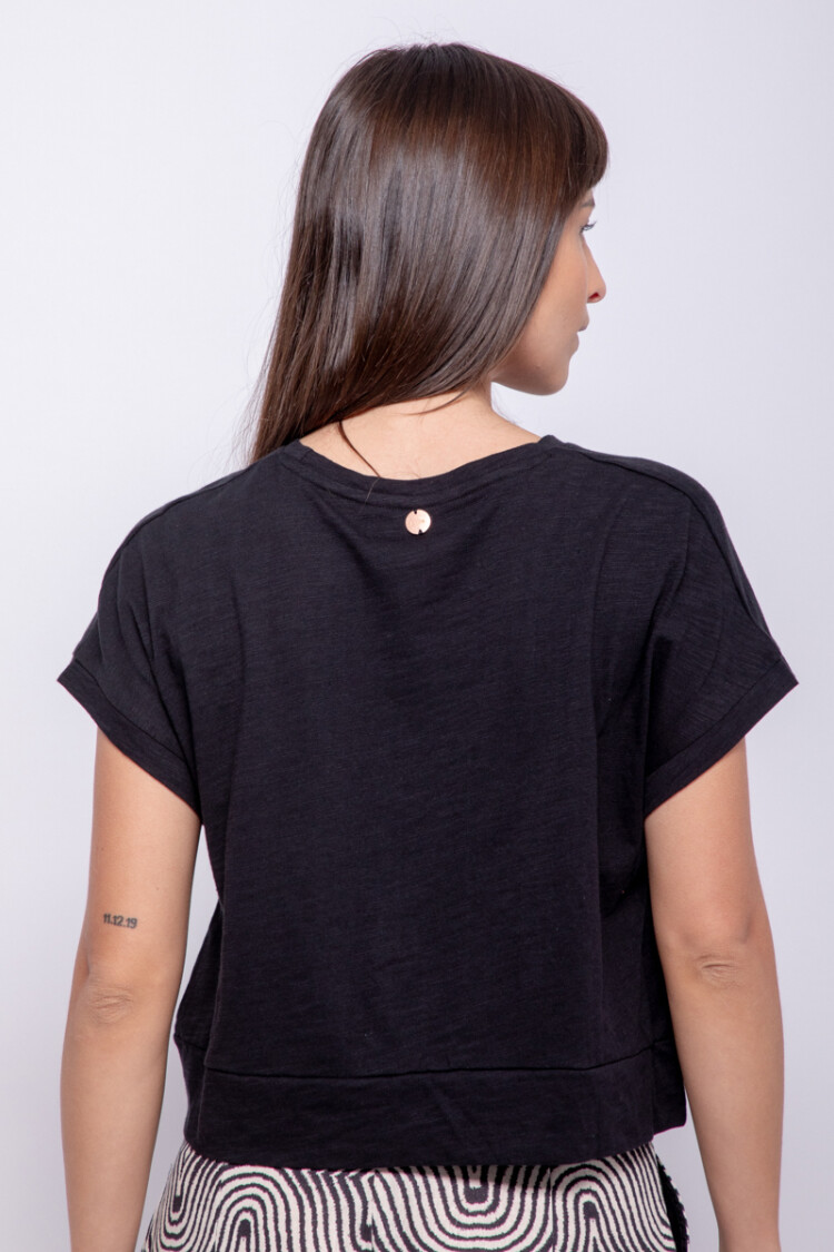 REMERA ALEXIA Negro