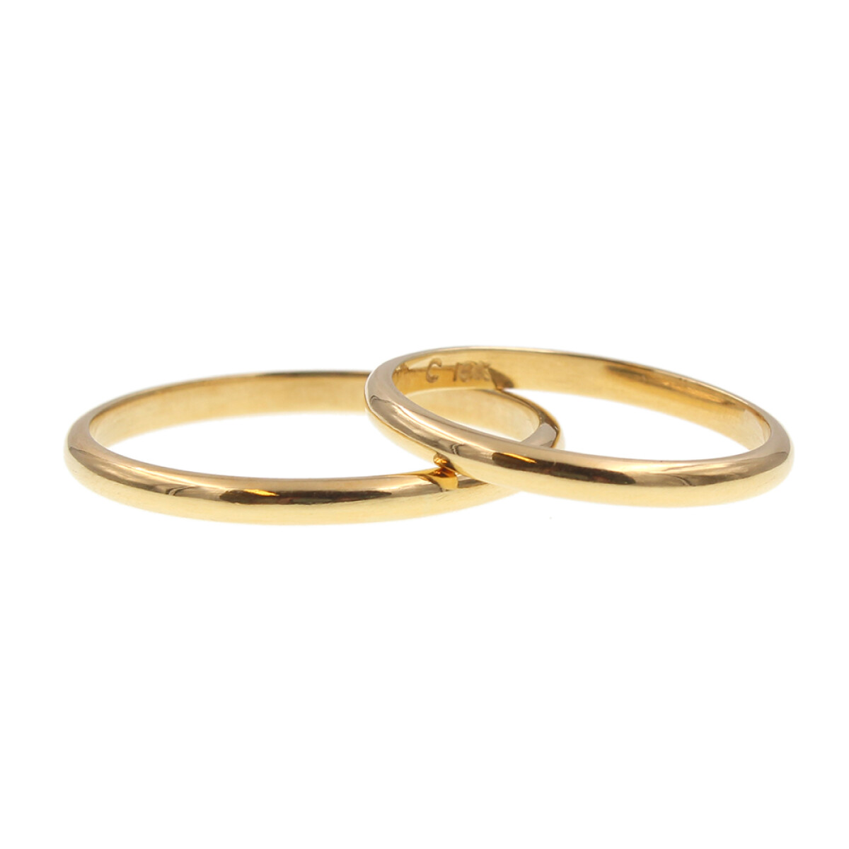 Par de alianzas clásicas en oro amarillo 18k de 2mm y triple altura bombé 
