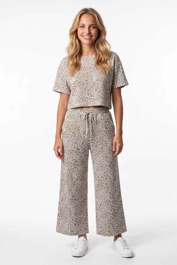 Pantalón de Ambar. Pantalón de Ambar.
