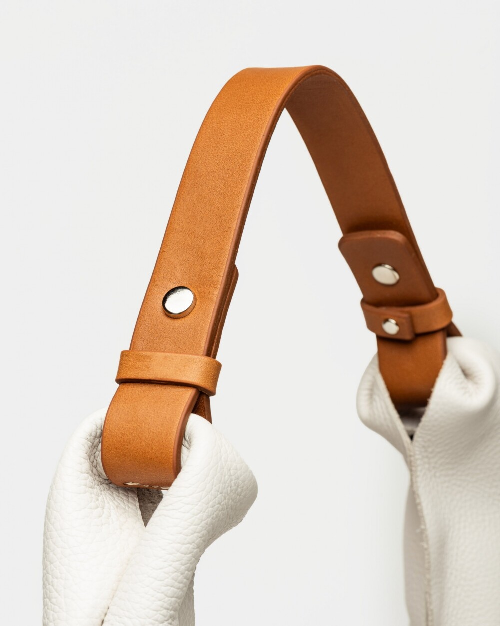 Cartera al hombro The Shopping en cuero graneado Natural