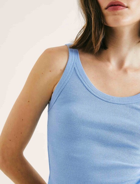 MUSCULOSA BÁSICA AZUL