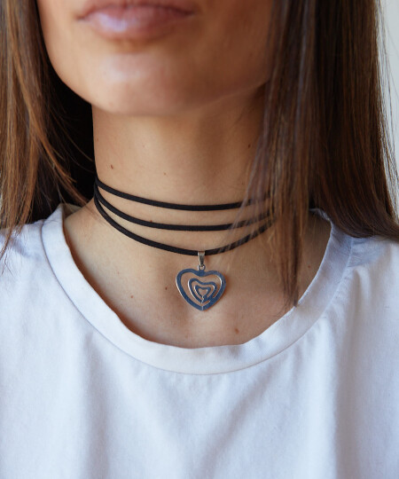 COLLAR LOVE ME MORE COLLAR LOVE ME MORE