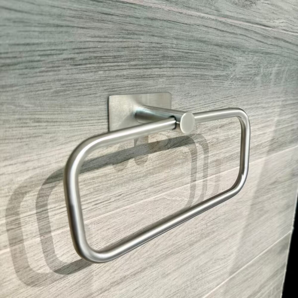 Toallero Aro autoadhesivo Satín GC Toallero Aro Autoadhesivo Satín Gc