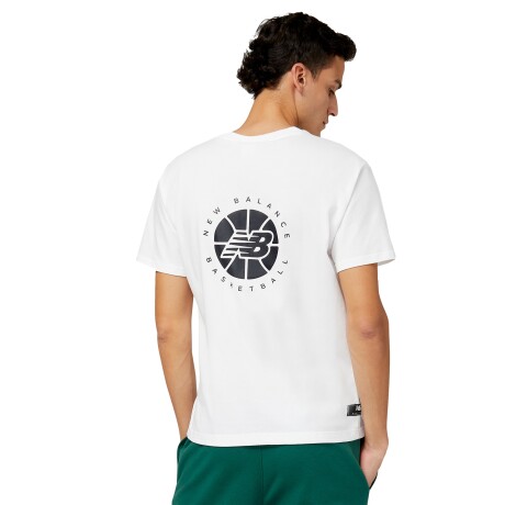 Remera New Balance de Hombre - Hoops Essentials - MT23582WT WHITE