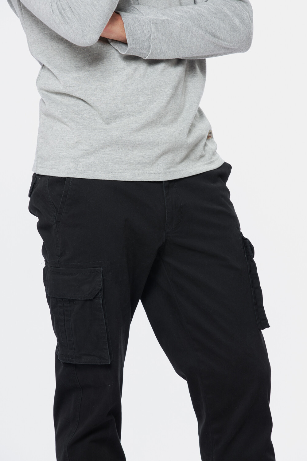 PANTALÓN CARGO Negro