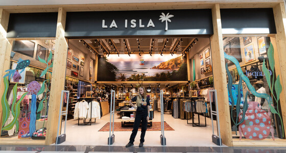 LA ISLA x AIAM MAIA