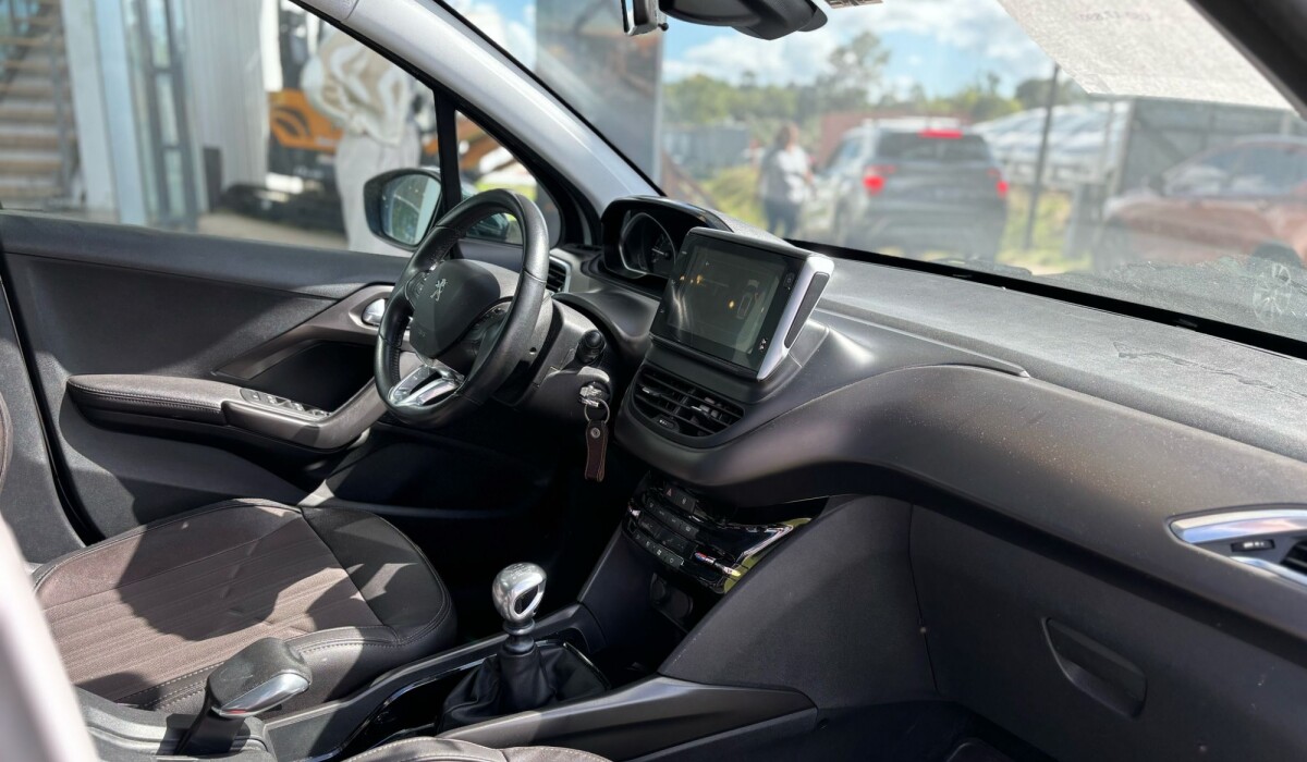 Peugeot 2008 1,6 Griffe - 2017 Peugeot 2008 1,6 Griffe - 2017