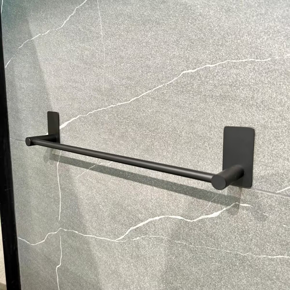 Toallero Barra autoadhesivo Negro Mate GC Toallero Barra Autoadhesivo Negro Mate Gc