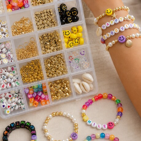 Set de mostacillas y accesorios Sc